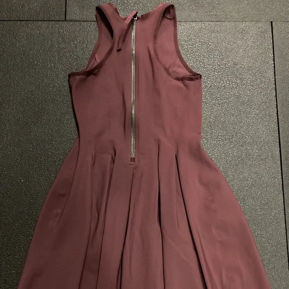 what shoes to wear with long brown dress NikeCourt Advantage Women's Dri-FIT Pleated Tennis Skirt - Brown main image 0